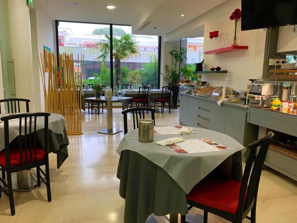 Hotel Logonovo Лидо дели Естенси Екстериор снимка