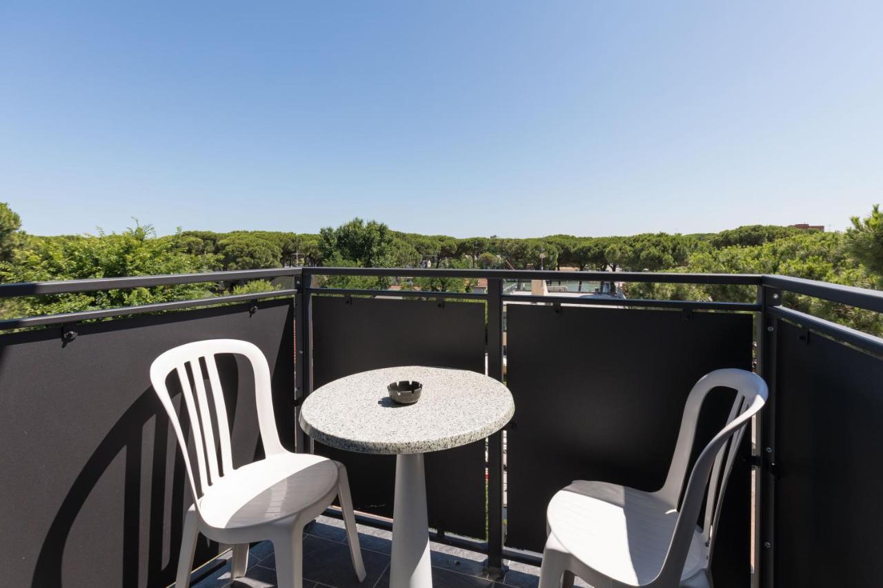 Hotel Logonovo Лидо дели Естенси Екстериор снимка