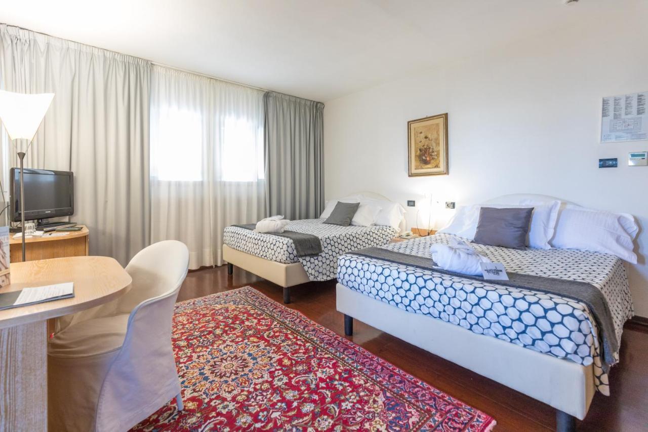 Hotel Logonovo Лидо дели Естенси Екстериор снимка